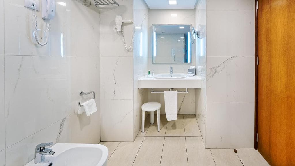 Bull Reina Isabel and Spa - 15