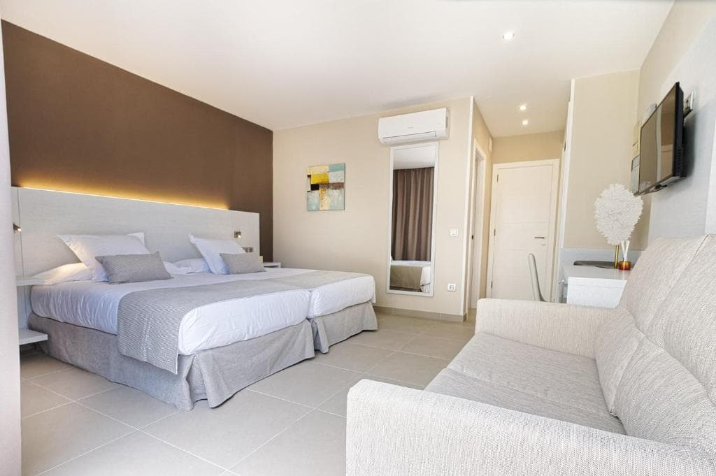 Sanom Beach Resort - 33