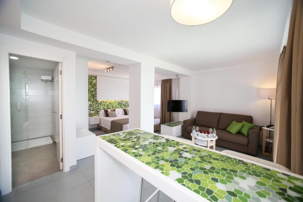 Hotel LIVVO Anamar Suites - 29