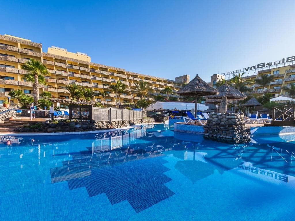 Hotel BlueBay Beach Club - 4