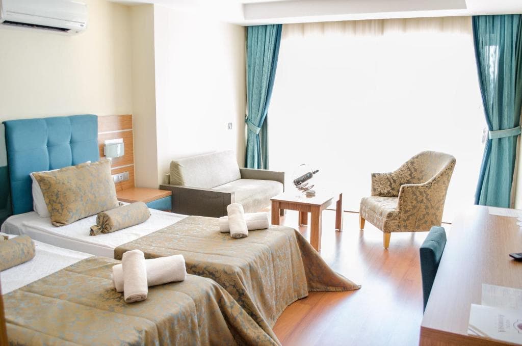 Ambrosia Hotel Beach & Spa - 3