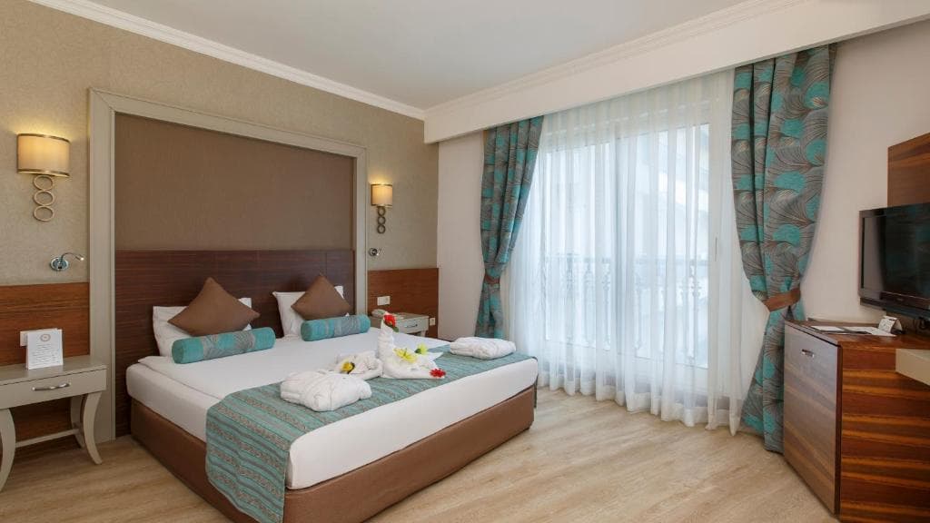 Hotel Side Crown Palace - 20