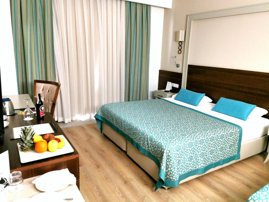 Hotel Side Crown Palace - 18