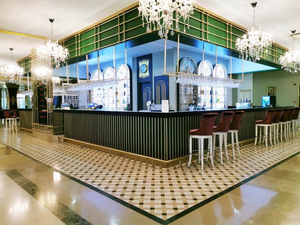 Hotel Side Crown Palace - 13