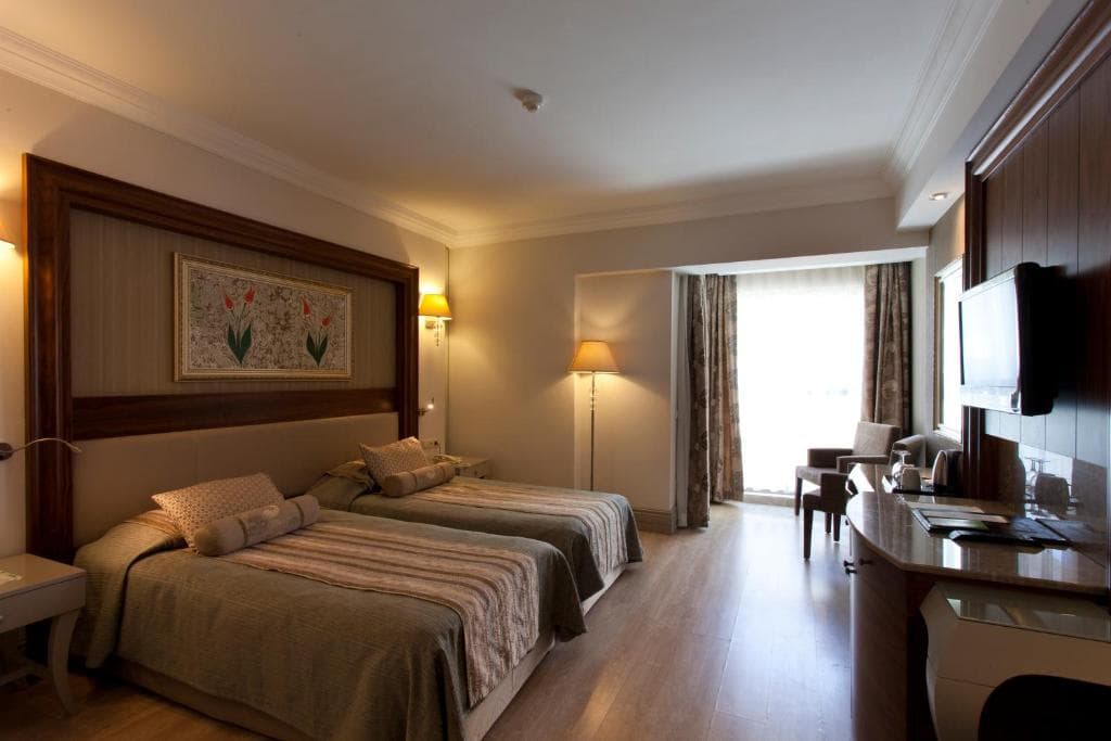 Side Star Resort - 6