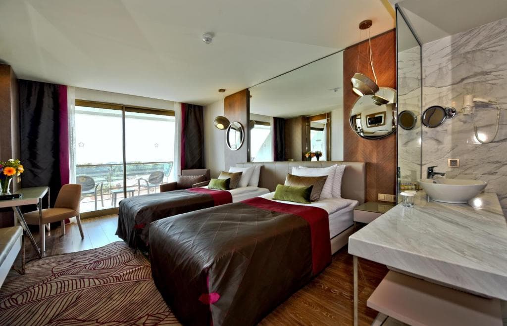 Side Star Elegance Hotel - 11