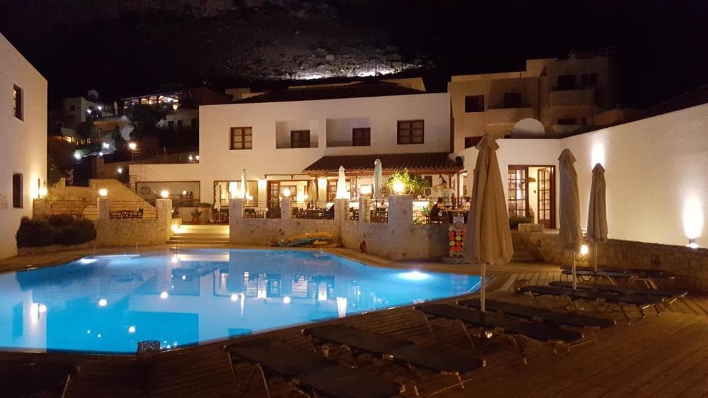 Amazones Village Suites - 1