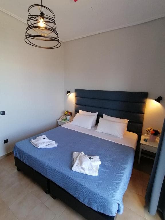 Alexis Hotel - 11