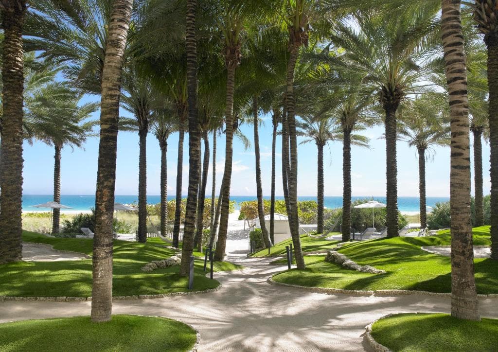 Grand Beach Hotel Surfside - 11