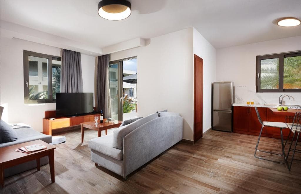 Anna's House Apts - 7