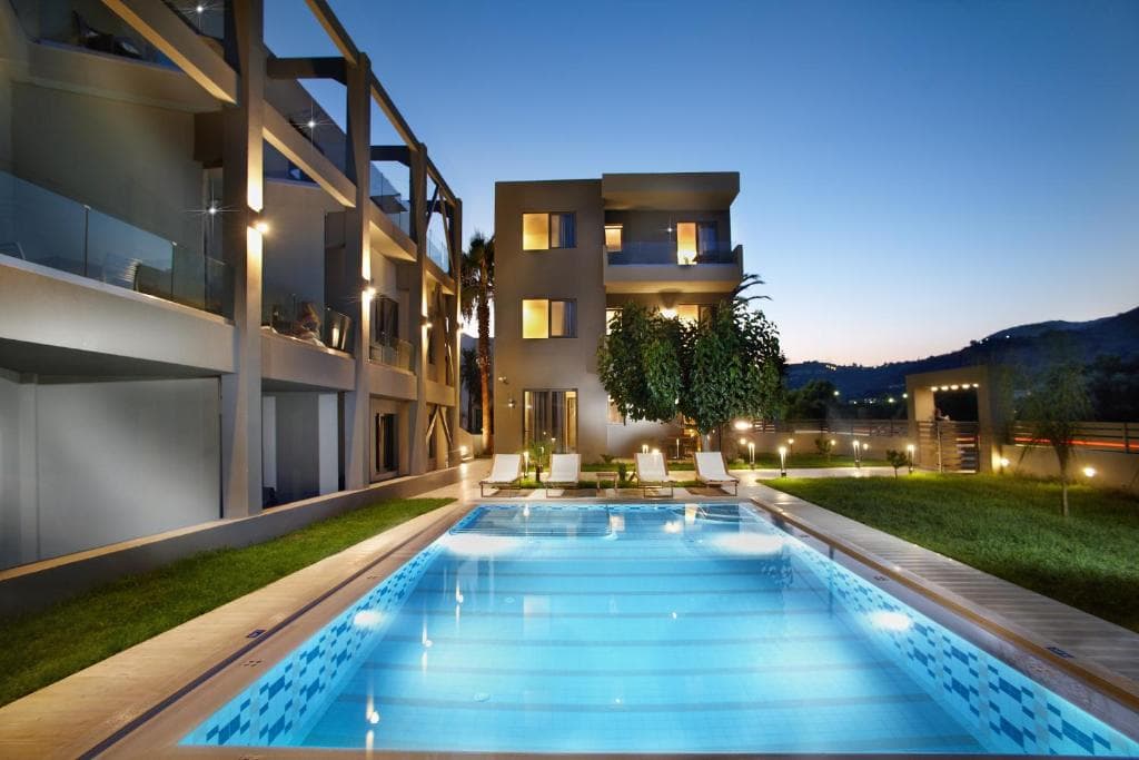 Anna's House Apts - 2