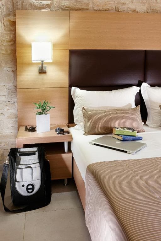 Anna's House Apts - 28