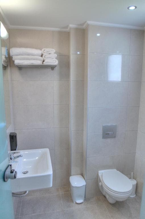 Faedra Beach Hotel - 9