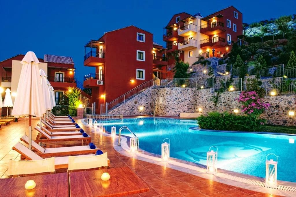 Ippoliti Village - 1