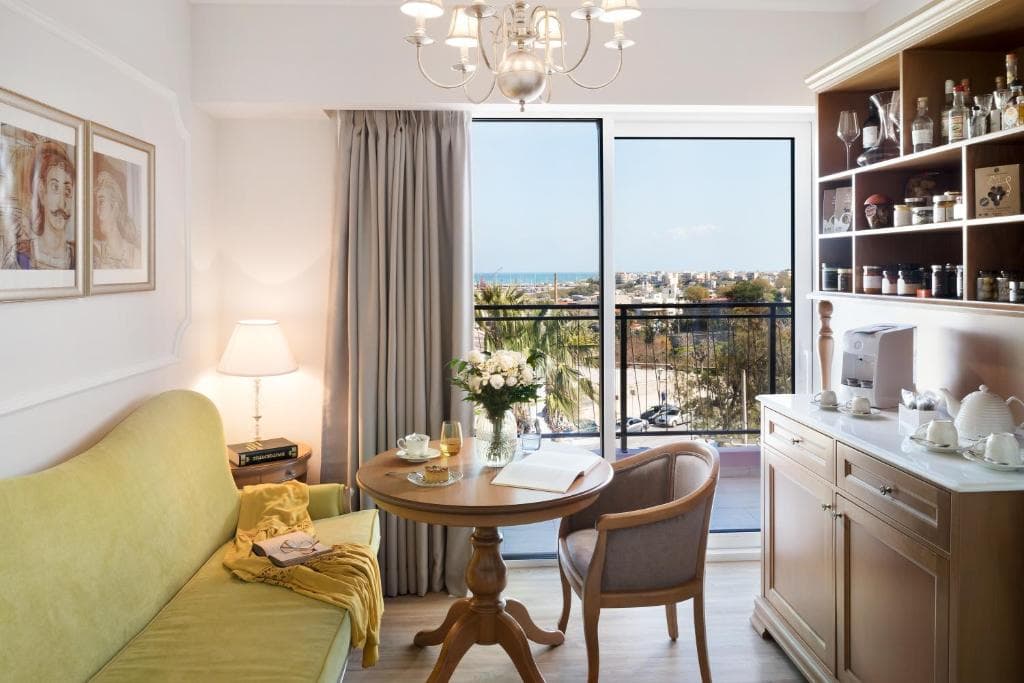 Legacy Gastro Suites - 23