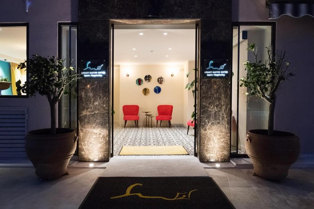 Legacy Gastro Suites - 13