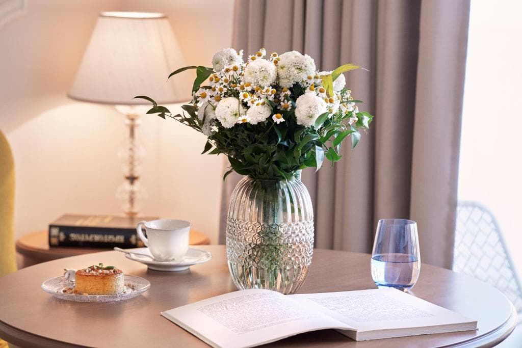 Legacy Gastro Suites - 10
