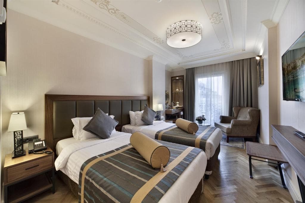 Golden Age Hotel - 32