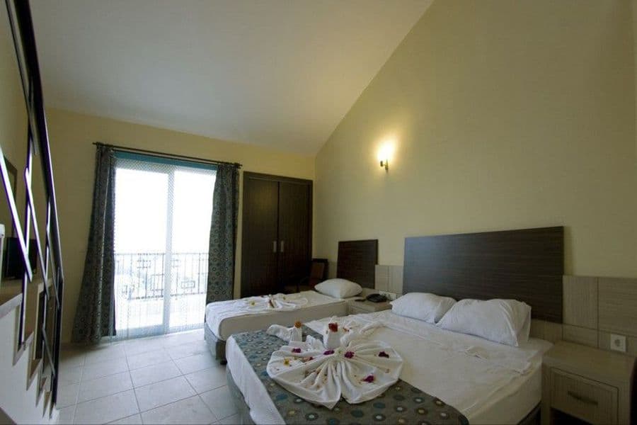 Arabella World Hotel - 6