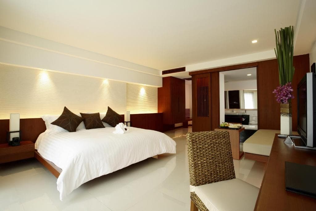 La Flora Resort Patong - 43