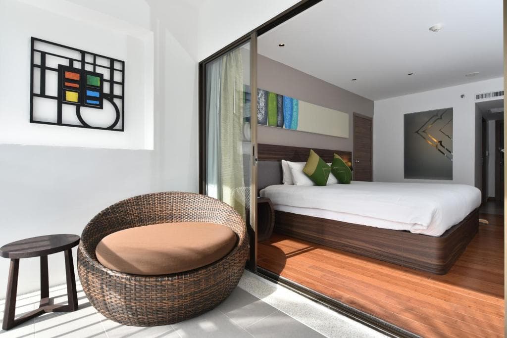 Holiday Inn Phuket Karon Beach Resort - 26