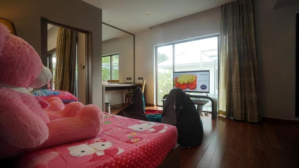 Holiday Inn Phuket Karon Beach Resort - 28