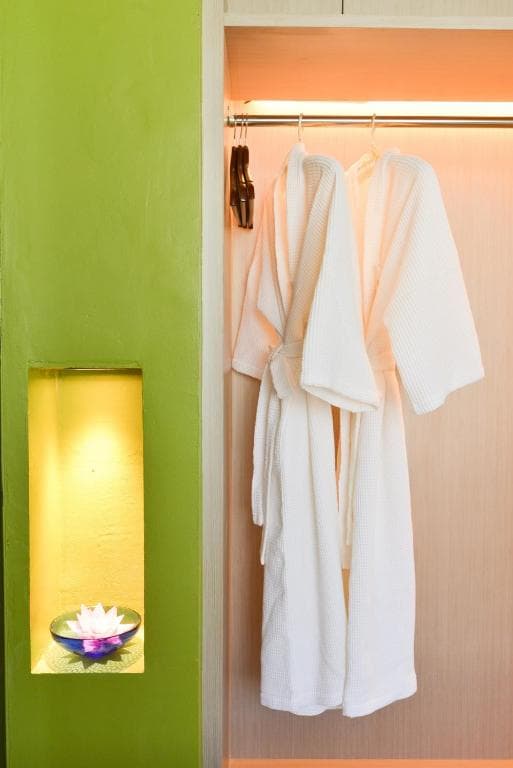 The Yama Hotel Phuket - 4