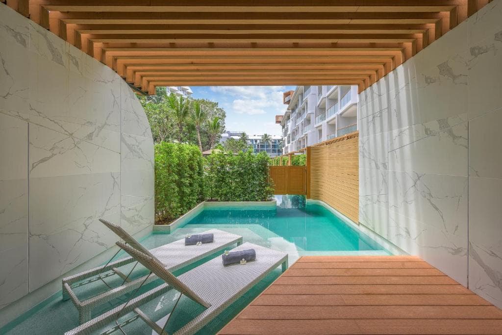 Hotel Andaman Embrace Patong - 8