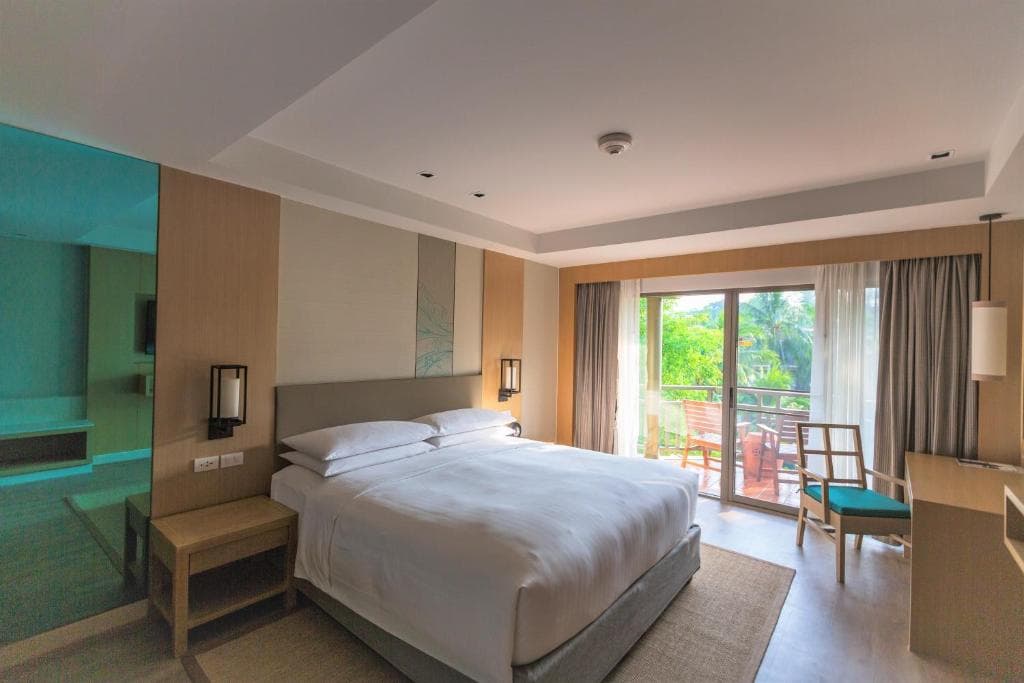 Phuket Marriott Resort & Spa (ex. Merlin Beach) - 12