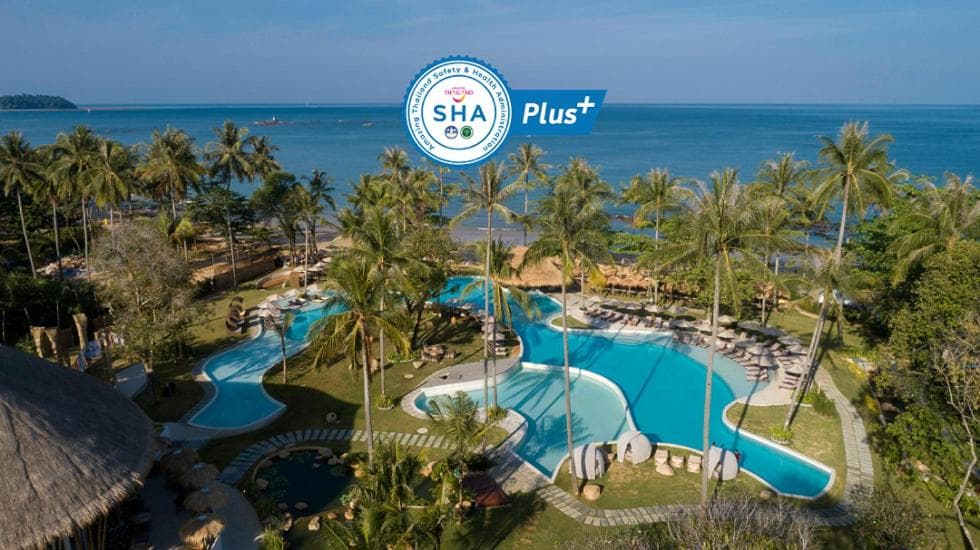 Eden Beach Khaolak Resort and Spa - 1