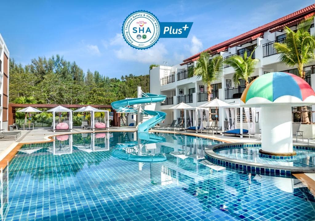 Holiday Inn Phuket Karon Beach Resort - 1