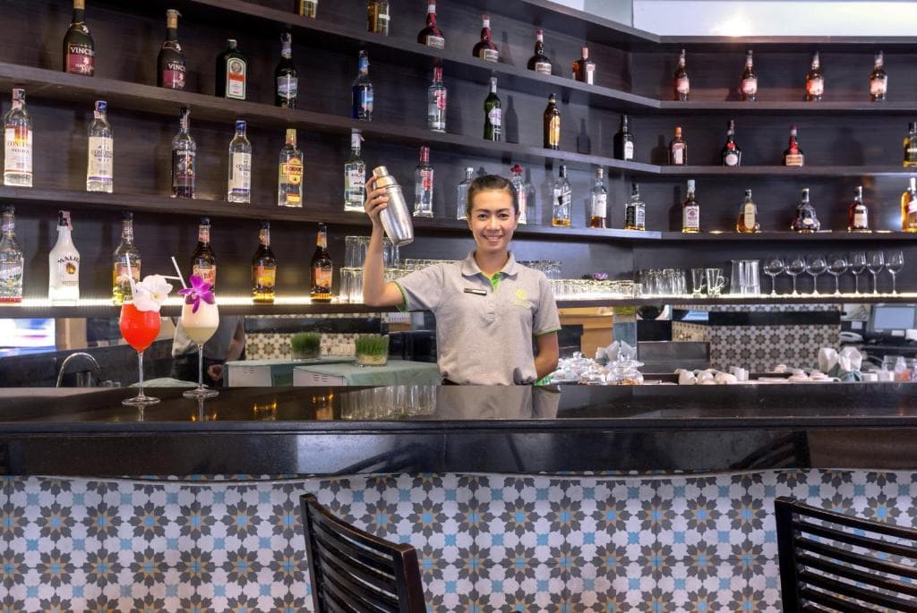 Hotel Andaman Embrace Patong - 43