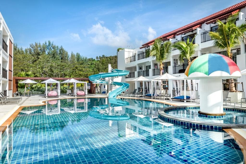 Holiday Inn Phuket Karon Beach Resort - 35