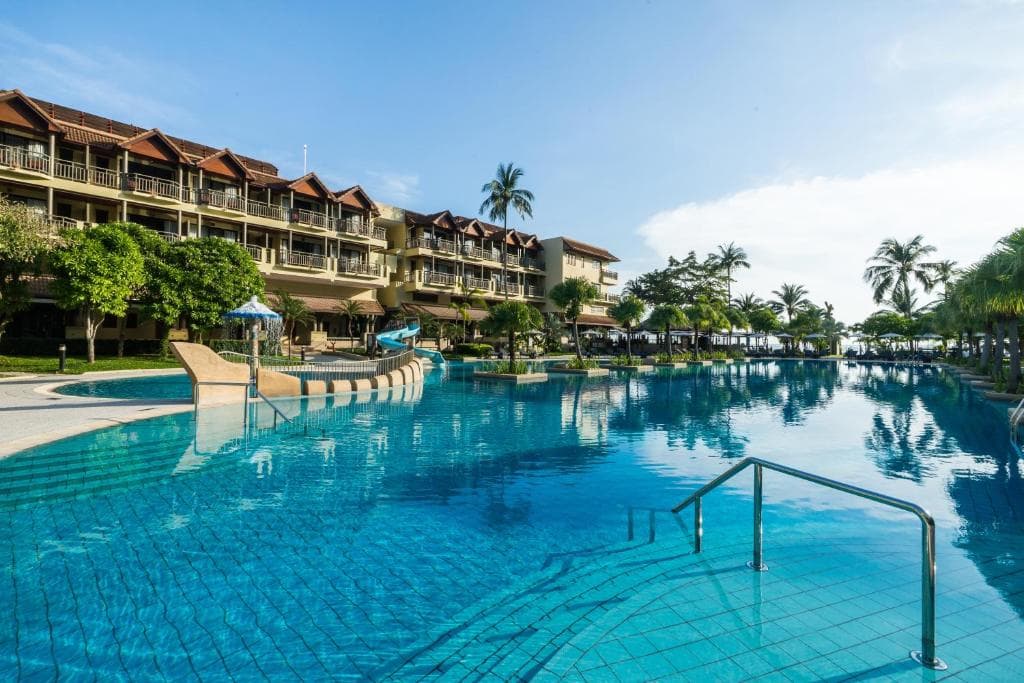 Phuket Marriott Resort & Spa (ex. Merlin Beach) - 33