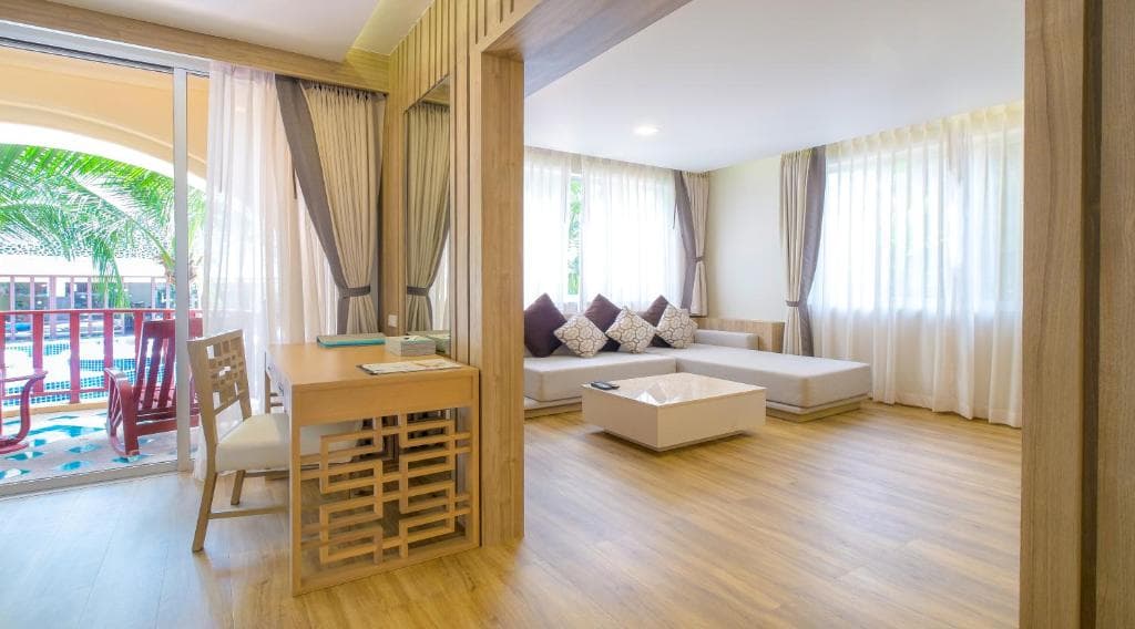 Phuket Graceland Resort and Spa - 28