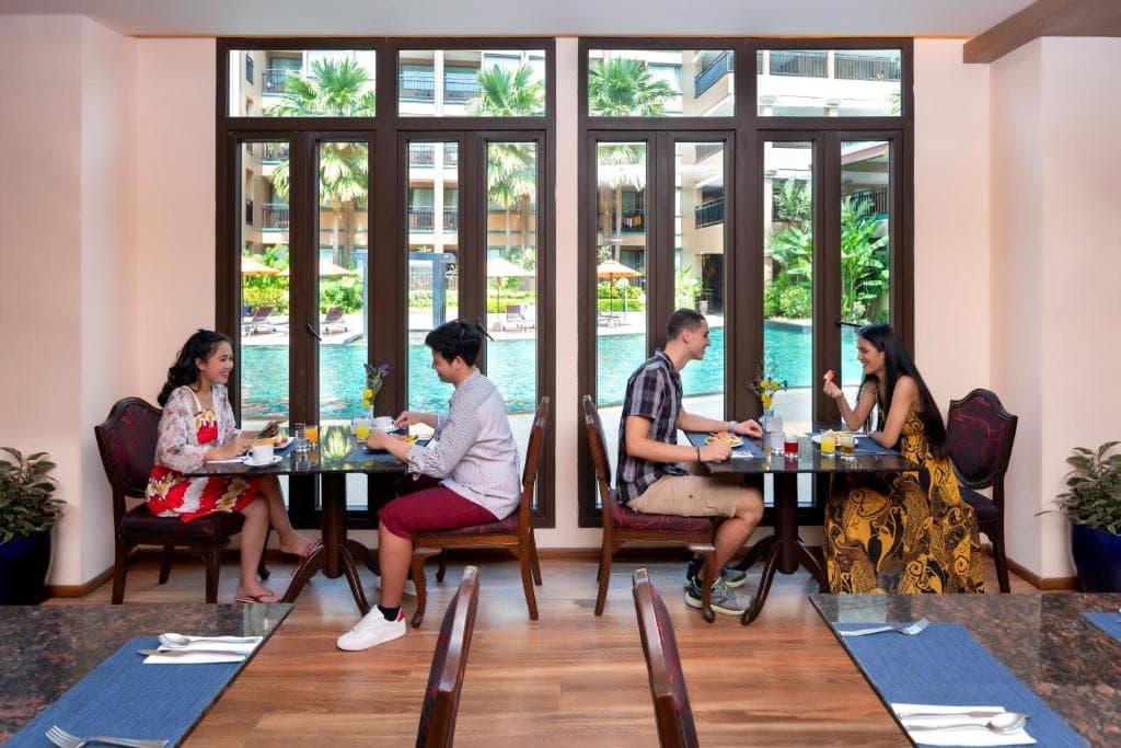 Novotel Phuket Vintage Park Resort - 3