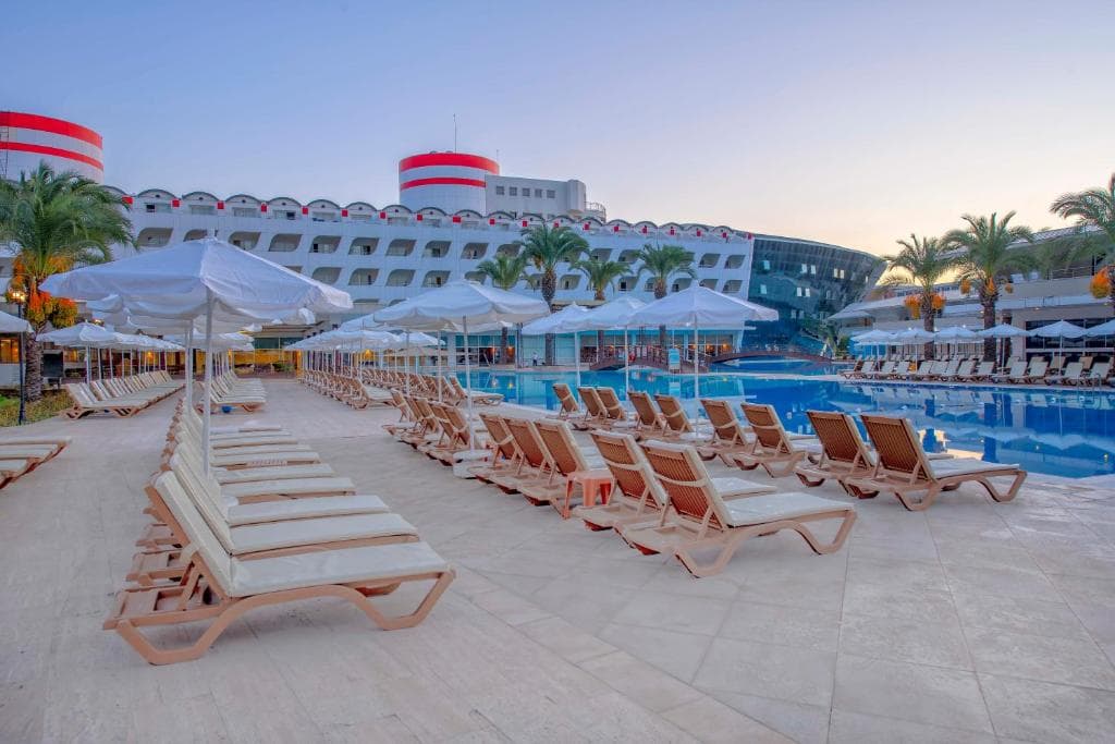 TRANSATLANTIK HOTEL & SPA - 9