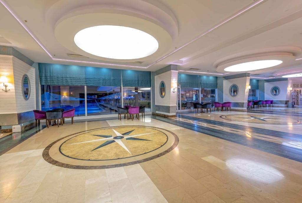 TRANSATLANTIK HOTEL & SPA - 25