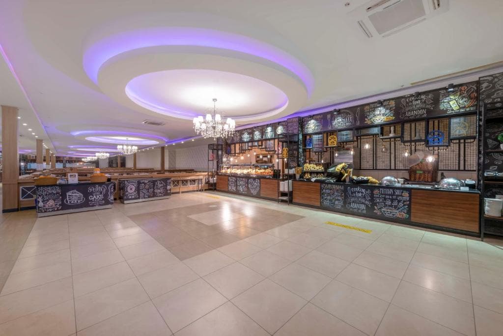 TRANSATLANTIK HOTEL & SPA - 41