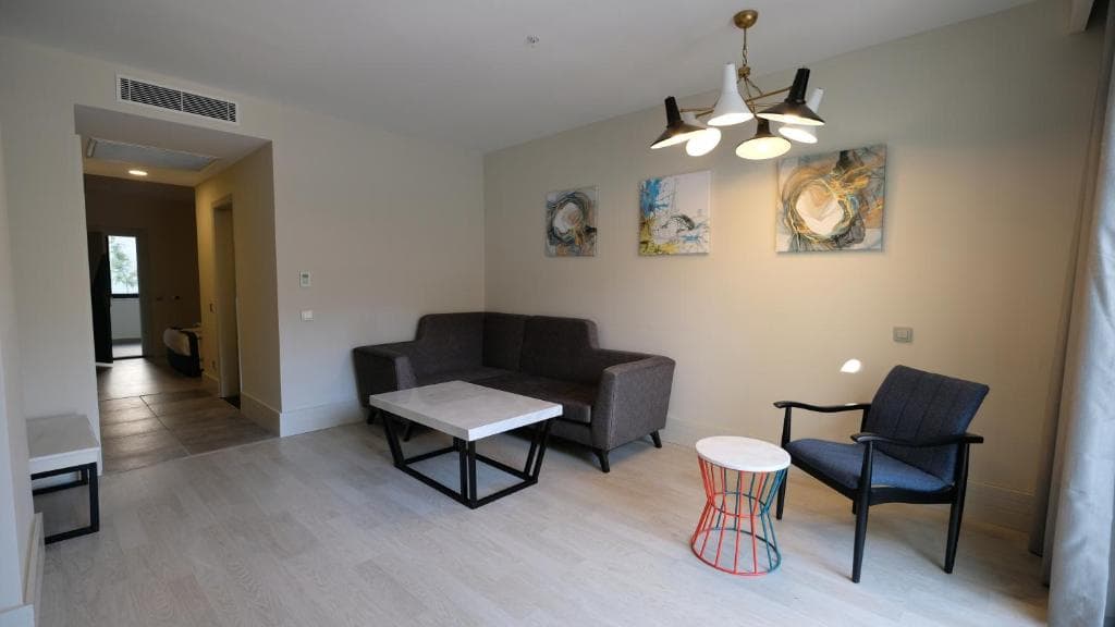 SEADEN VALENTINE RESORT HOTEL - 4