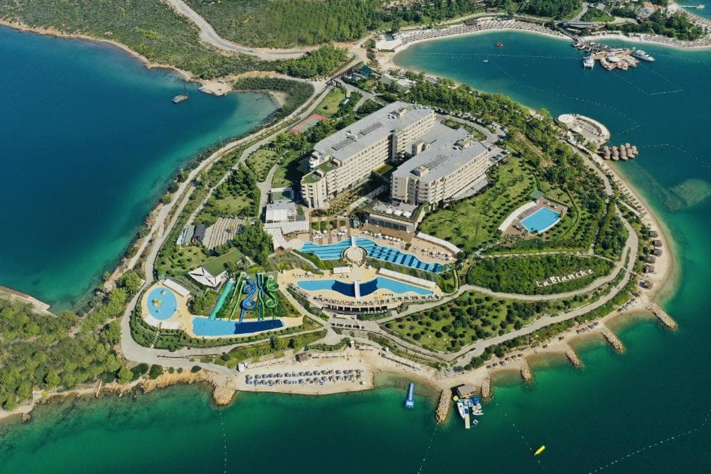 La Blanche Island Resort - 6