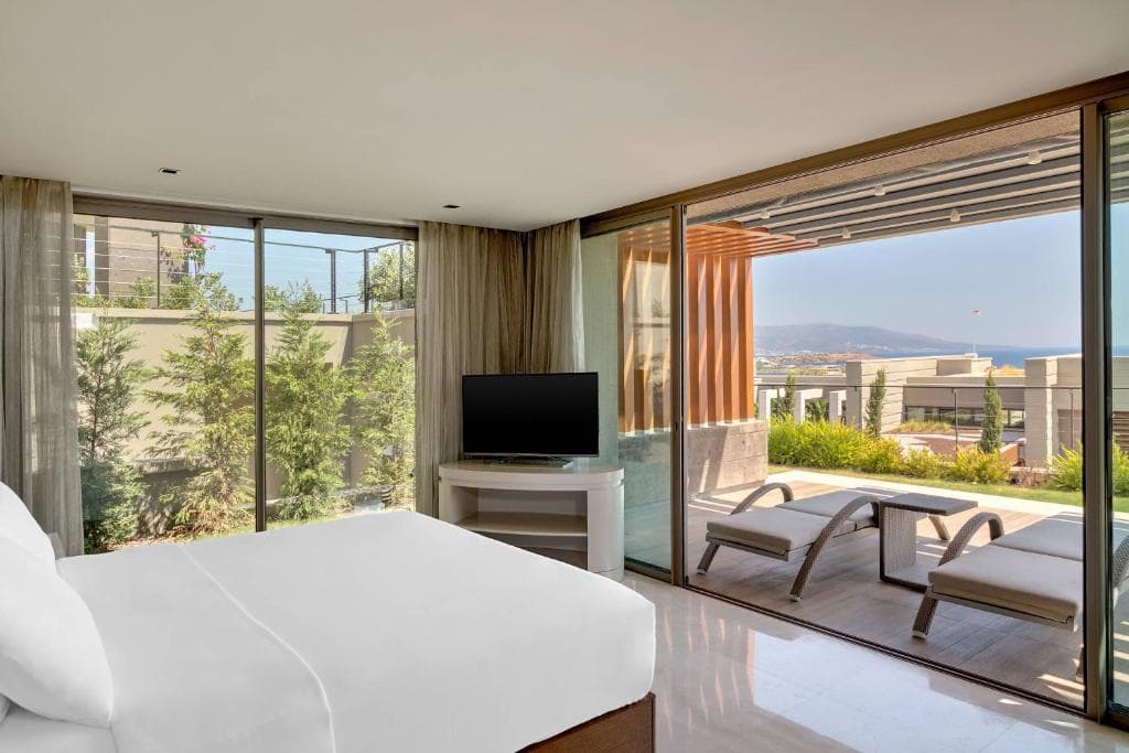 Caresse a Luxury Collection Resort & Spa - 10