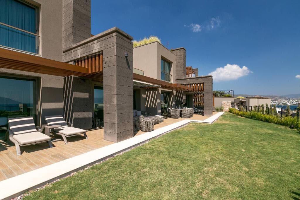 Caresse a Luxury Collection Resort & Spa - 17