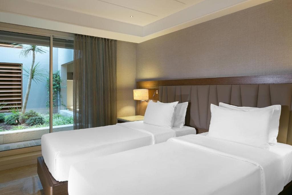 Caresse a Luxury Collection Resort & Spa - 40