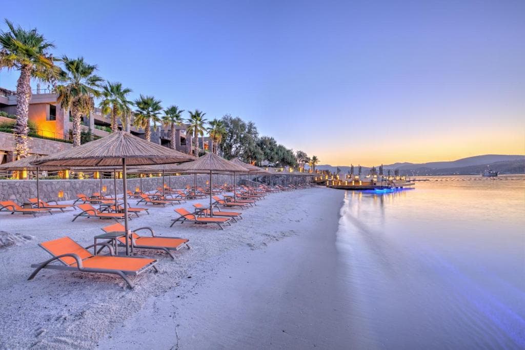 Caresse a Luxury Collection Resort & Spa - 7