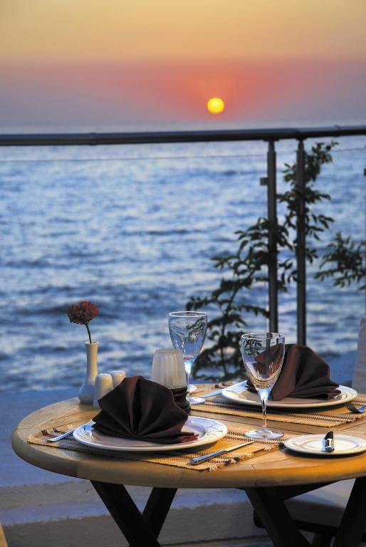 Korumar Hotel Deluxe - 11