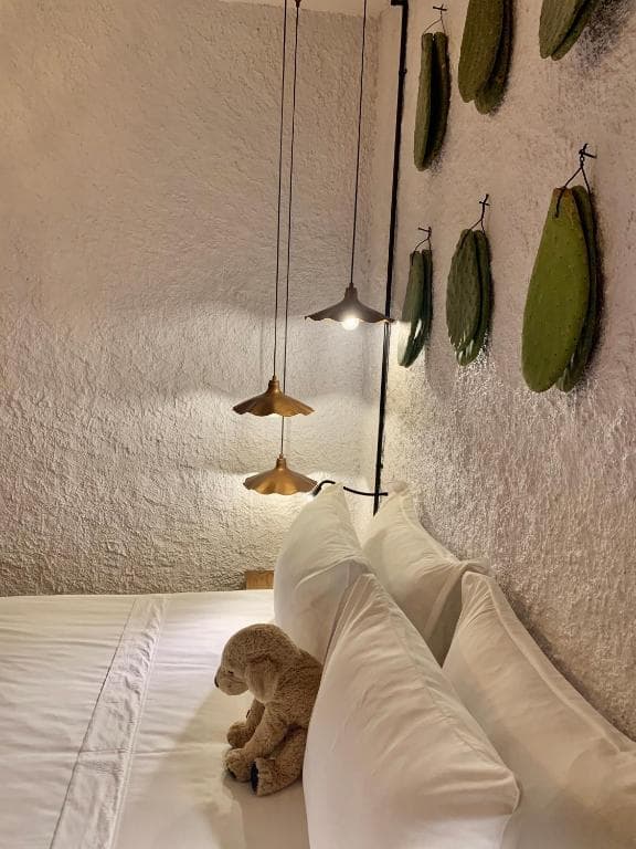 Very Chic Hotel - 26