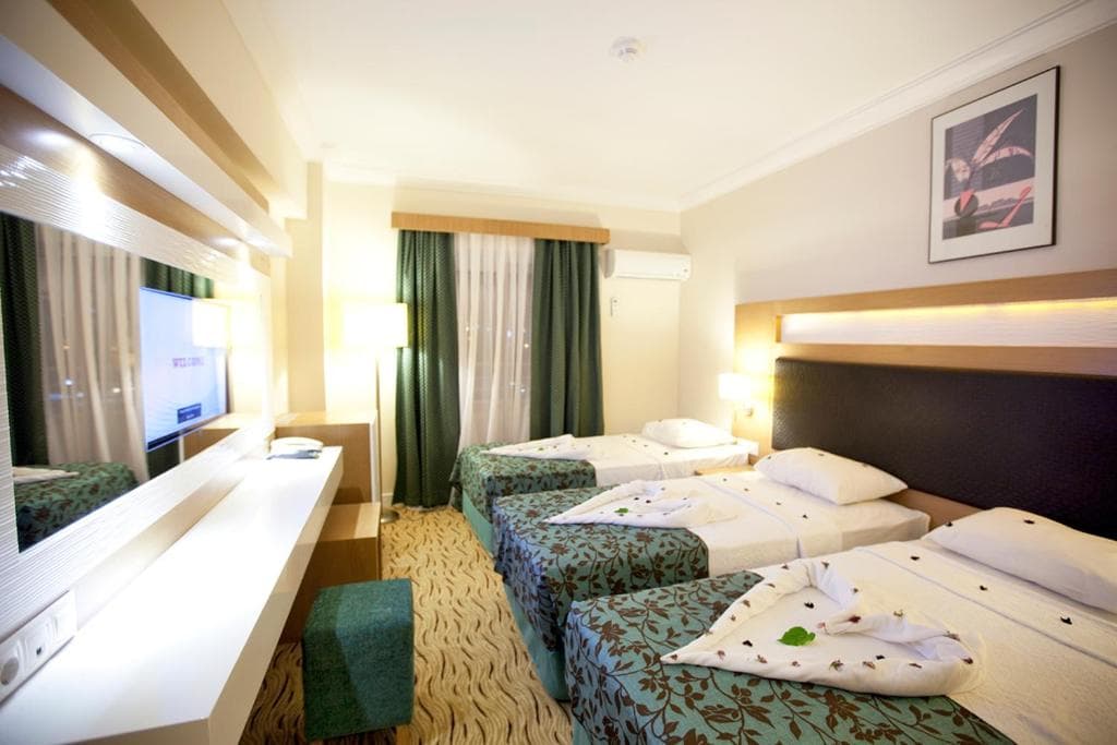 Marbel Hotel By Palm Wings - 30