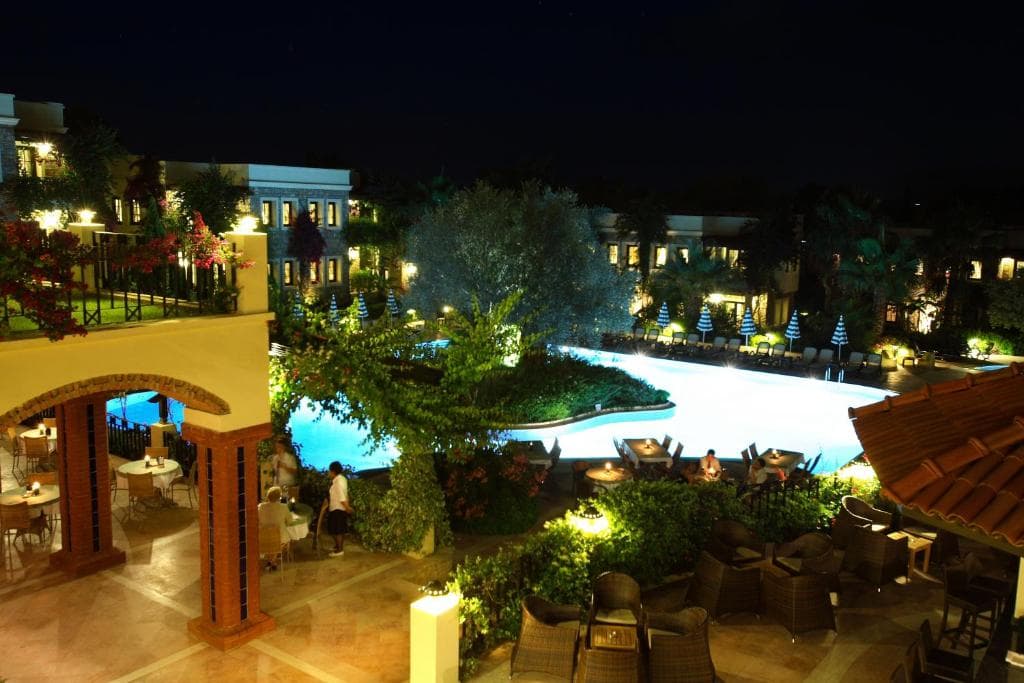 Zeytinada Hotel - 23
