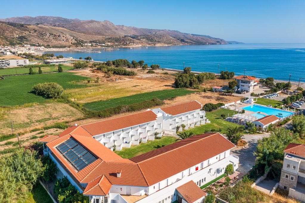 Mrs. Chryssana Beach - 7